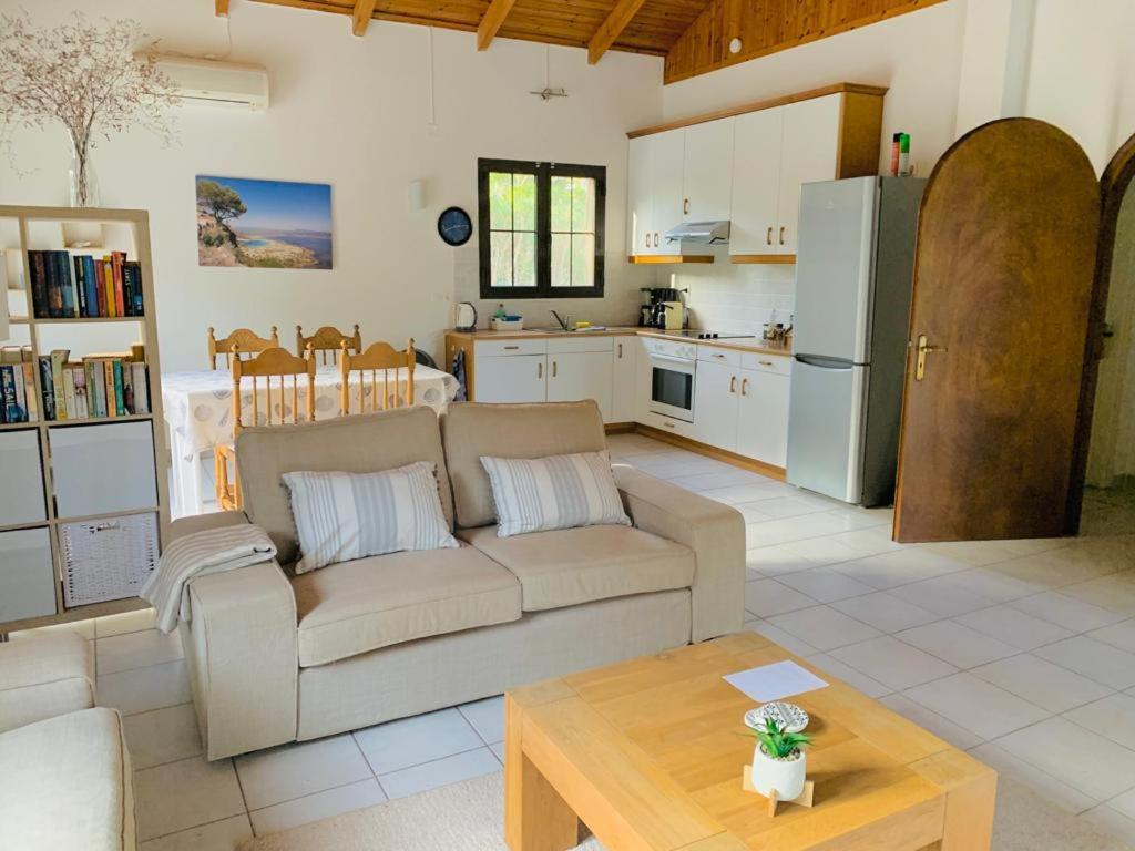 Gialova Garden Bungalow Exteriér fotografie
