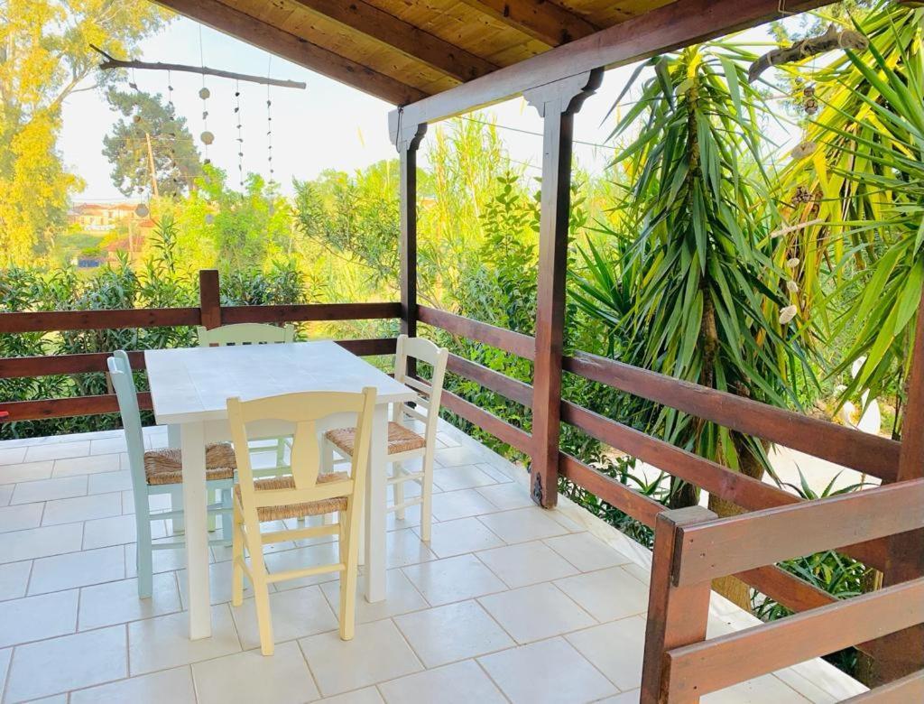 Gialova Garden Bungalow Exteriér fotografie